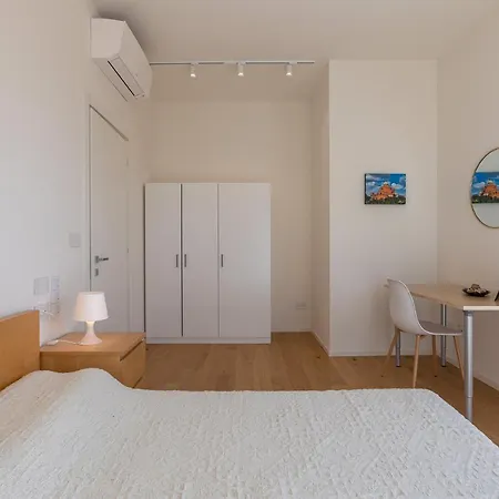 Hills View - Stunning Attic With Terrace Apartment